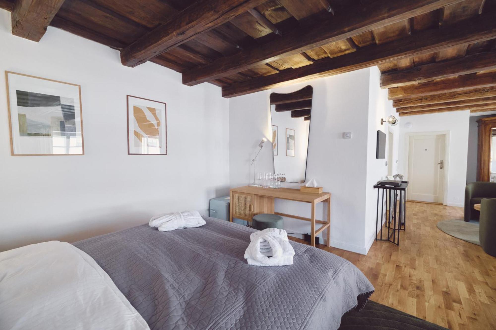 Deluxe Junior Suite