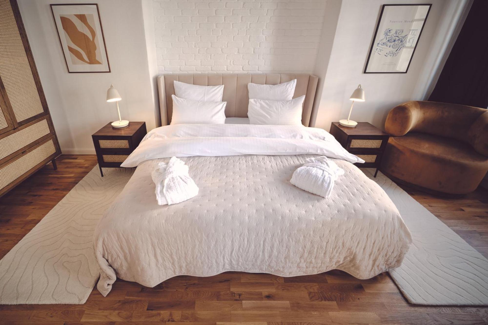 Deluxe King Room,1543276786:JPEG